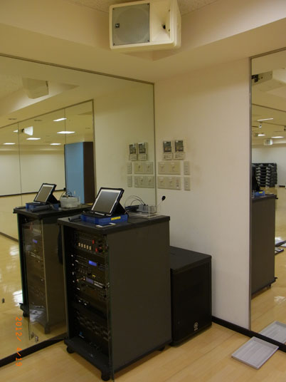 メインSP+音響ラック+サブウーファー